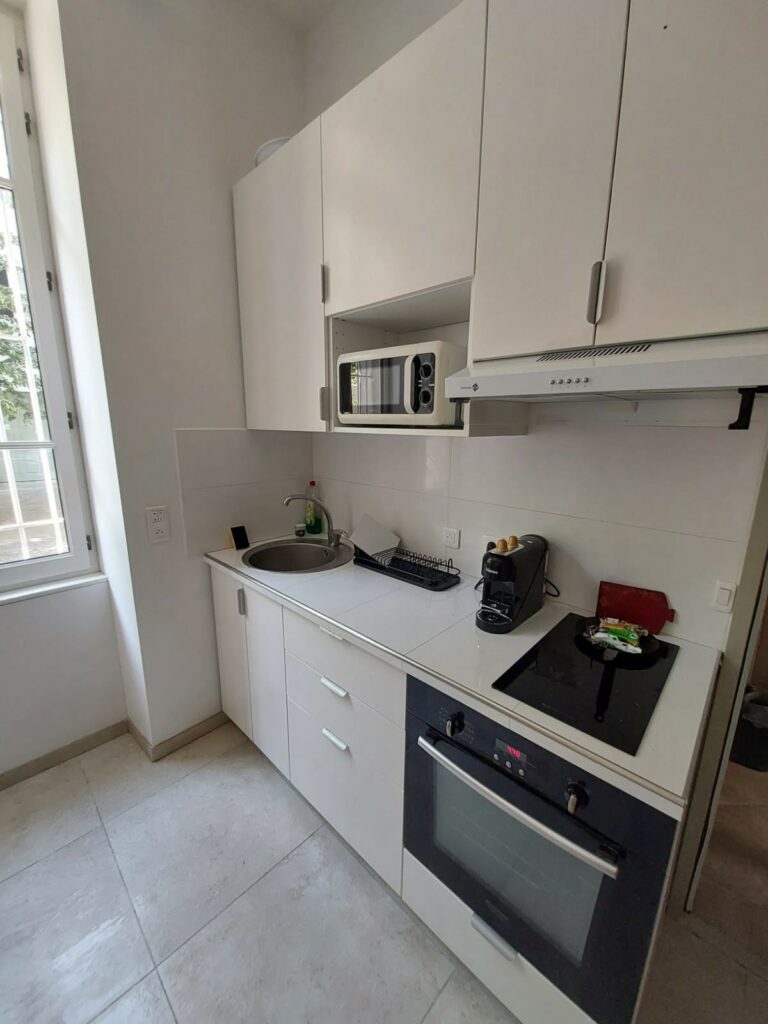 Studio Meublé Intra-Muros